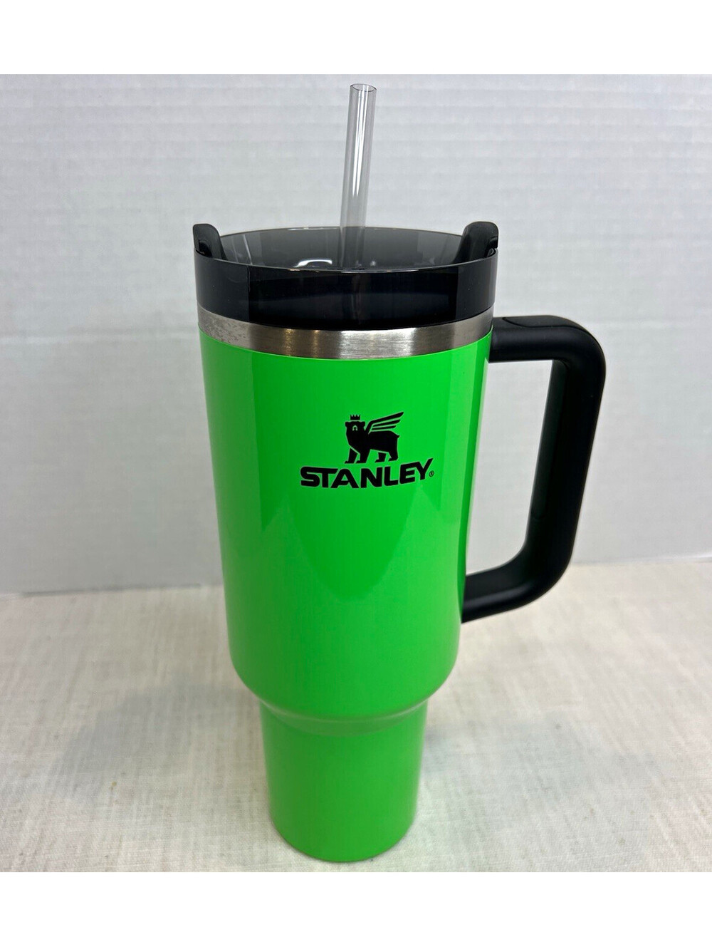 Stanley Quencher H2.0 40 oz Insulated Tumbler Neon Green w/ Handle Lid Straw